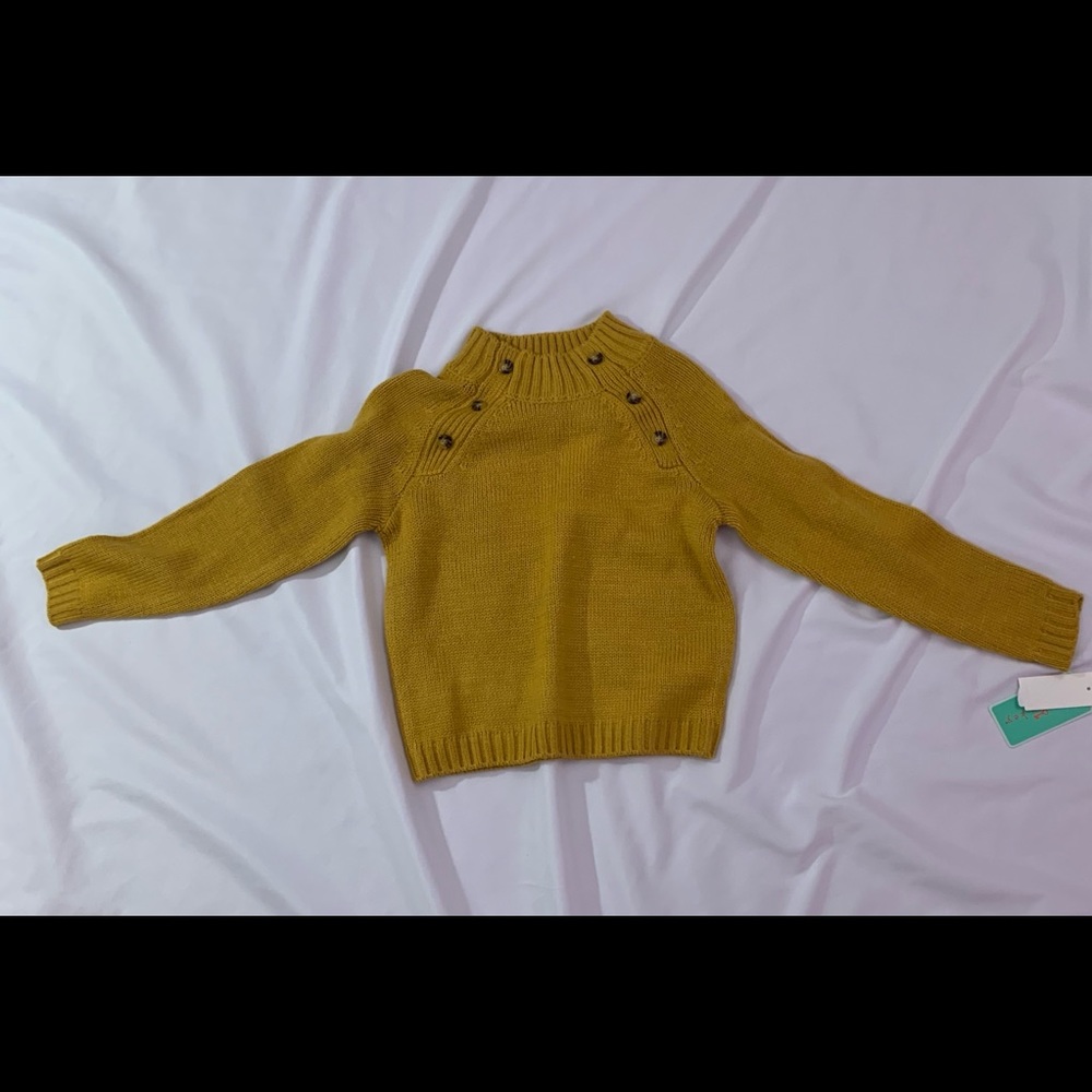 Cute girls Copper Key sweater!